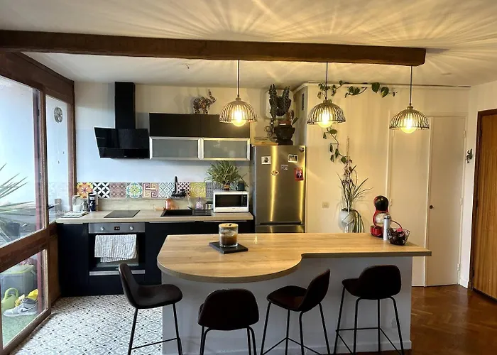 Duplex Marseille Entre Plages Et Stade Velodrome